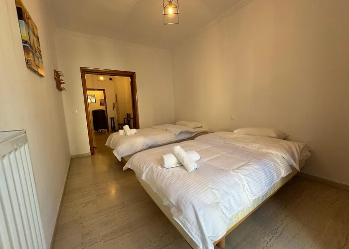 Bettys * Parálion Ástros