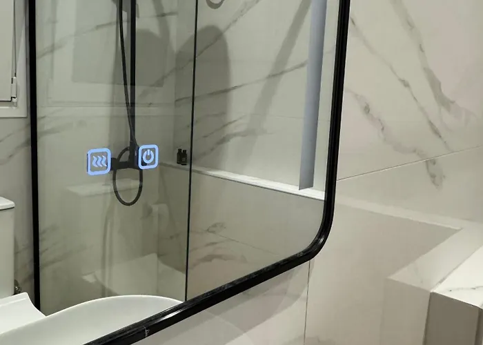 Bettys * Parálion Ástros